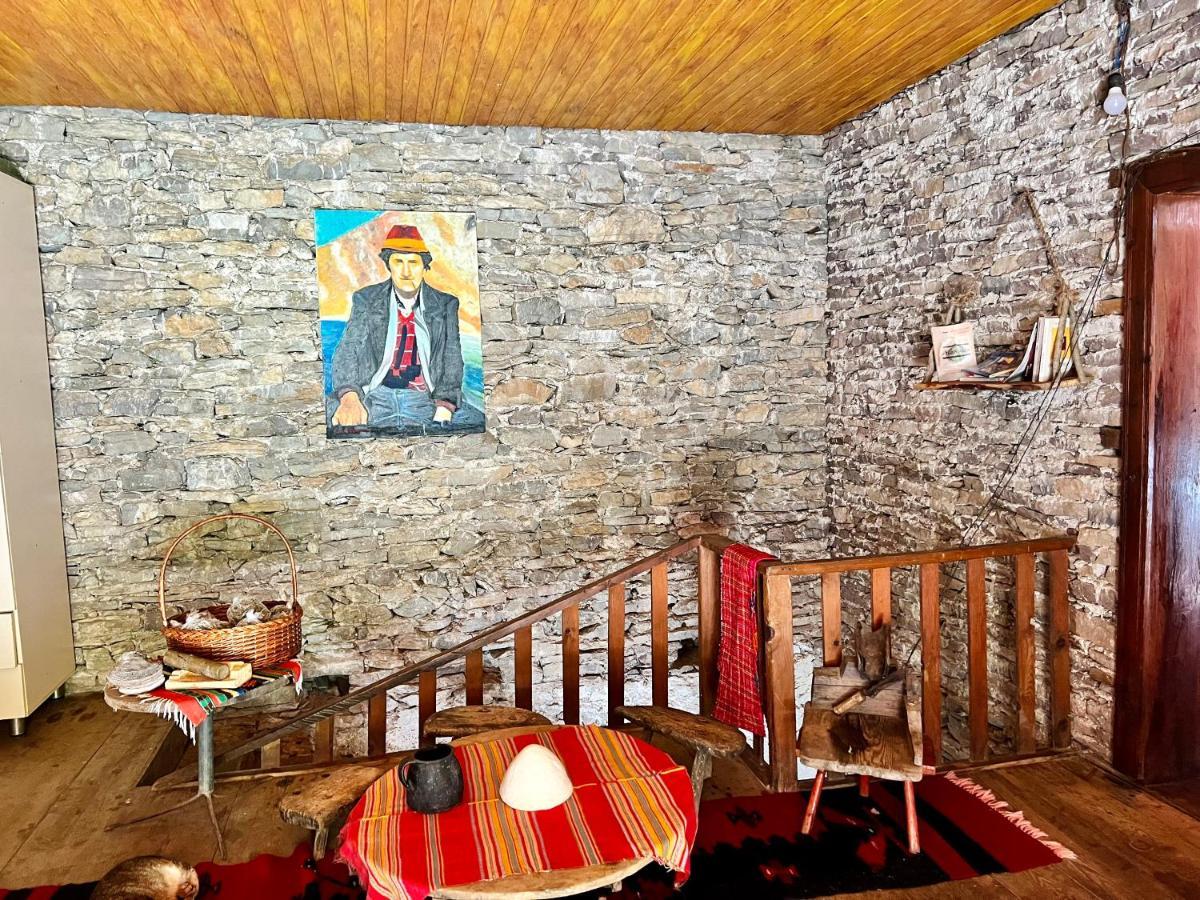 Neomalsore Agrotourism, Komani Lake Hotell Eksteriør bilde
